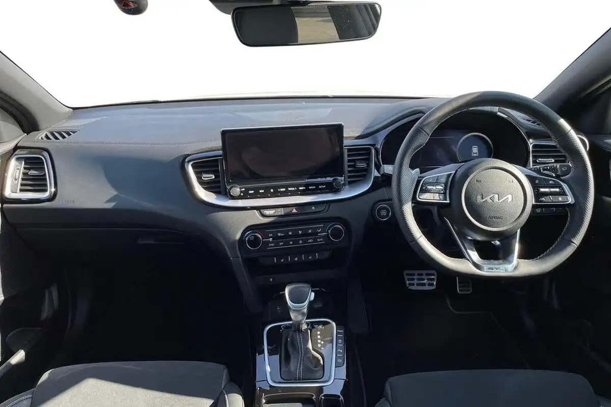 2024-kia-xceed-15-t-gdi-gt-line-s-138bhp-dct-big-8