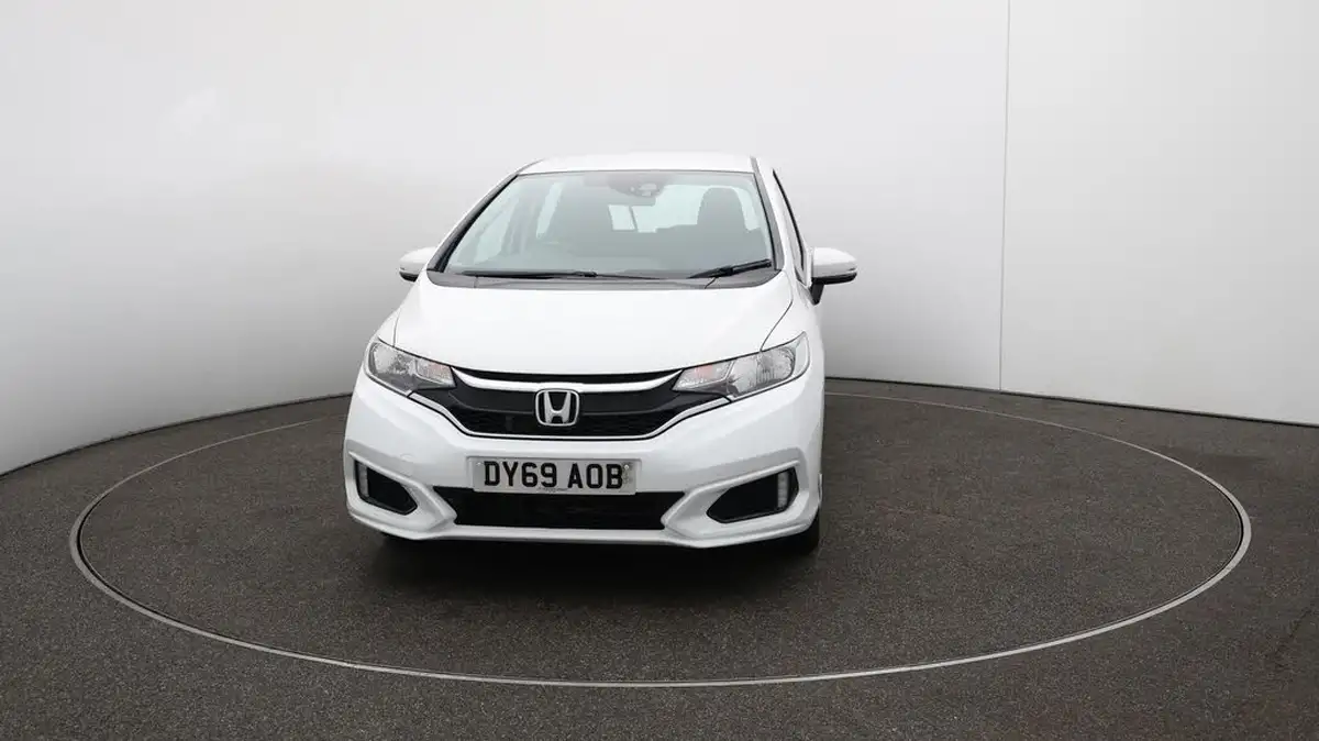 2019-honda-jazz-13-i-vtec-s-big-37