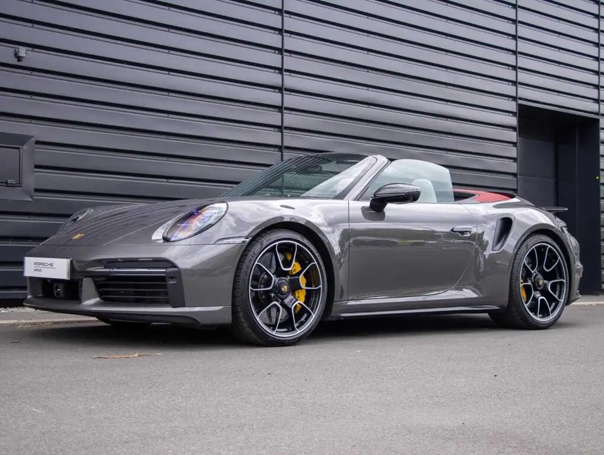 2023-porsche-911-38-turbo-s-awd-turbo-cabriolet-big-16