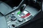 2017-alfa-romeo-giulia-20-veloce-small-50