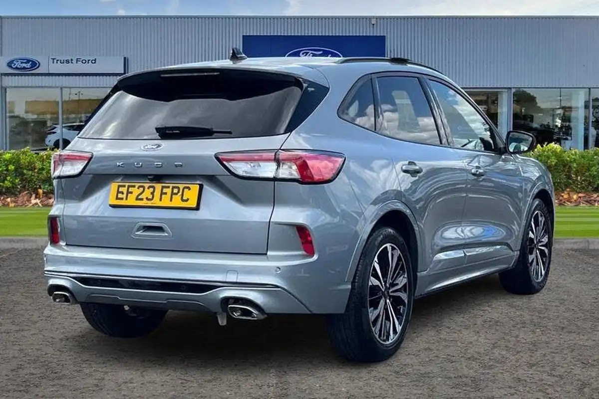 2023-ford-kuga-15t-st-line-x-edition-big-3