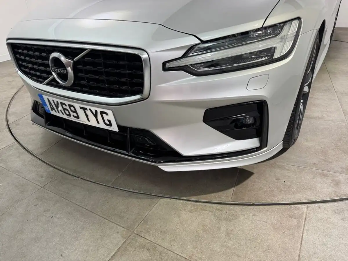 2019-volvo-s60-20-t5-r-design-plus-big-47
