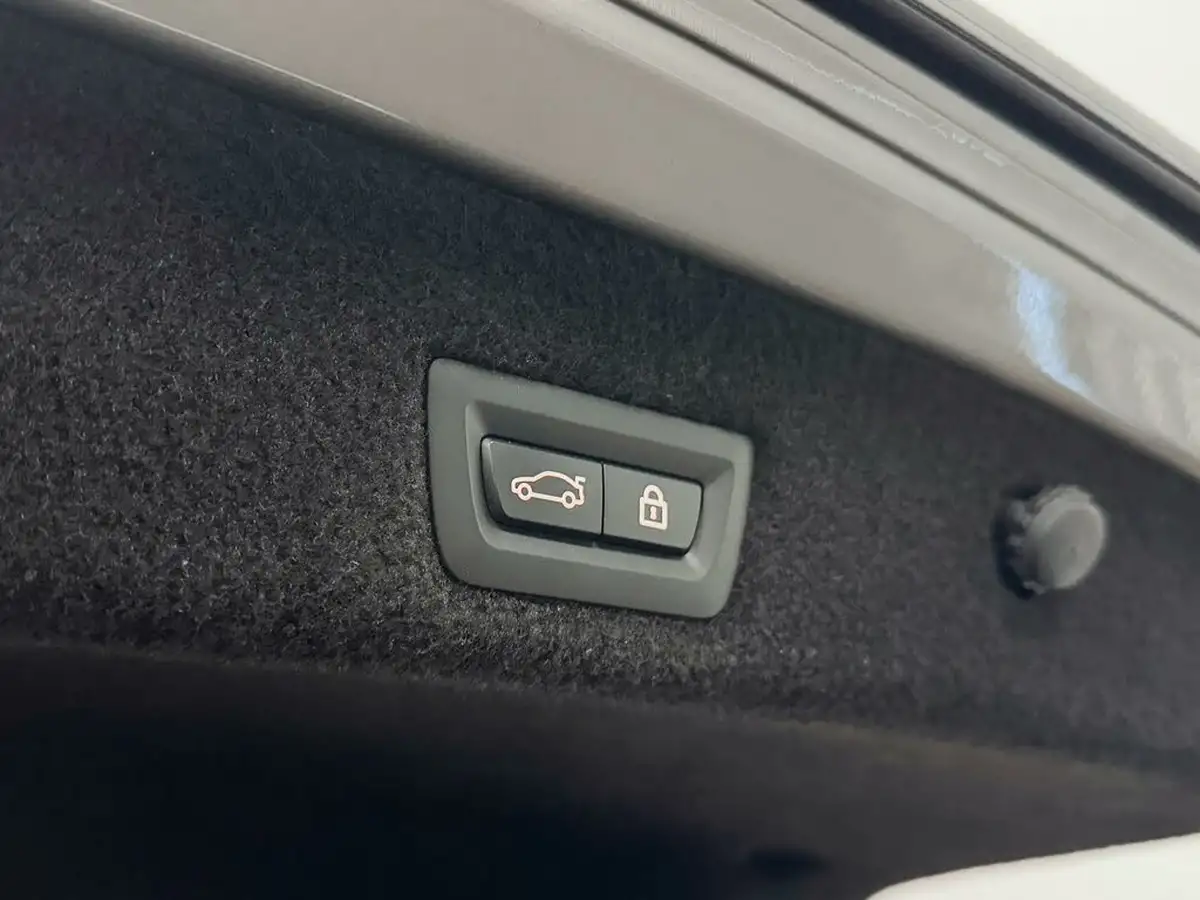 2021-bmw-7-series-30-745e-m-sport-big-7