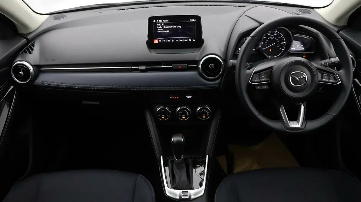 2021-mazda-mazda2-15-skyactiv-g-sport-big-12