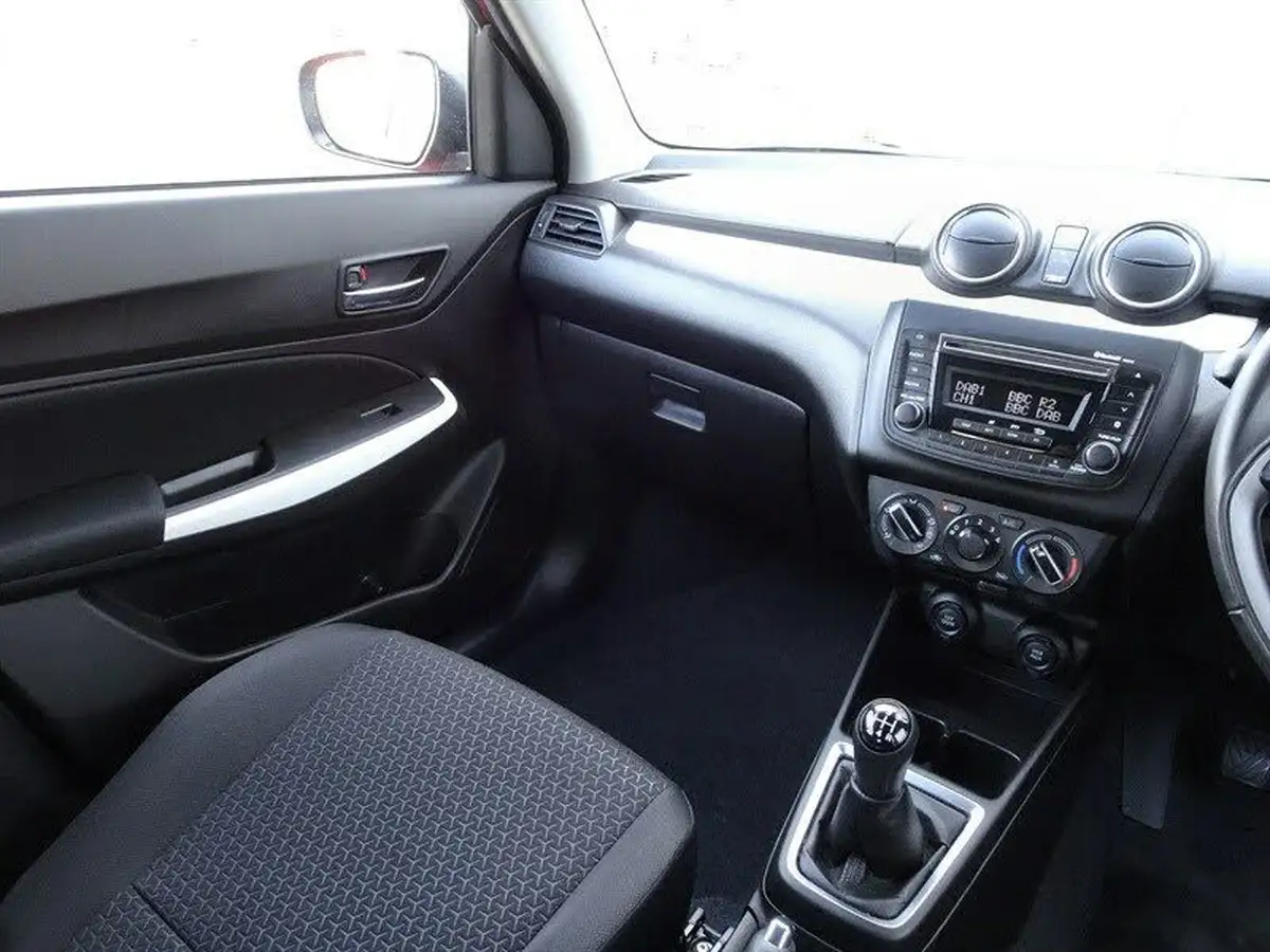 2022-suzuki-swift-12-dualjet-sz-l-big-22