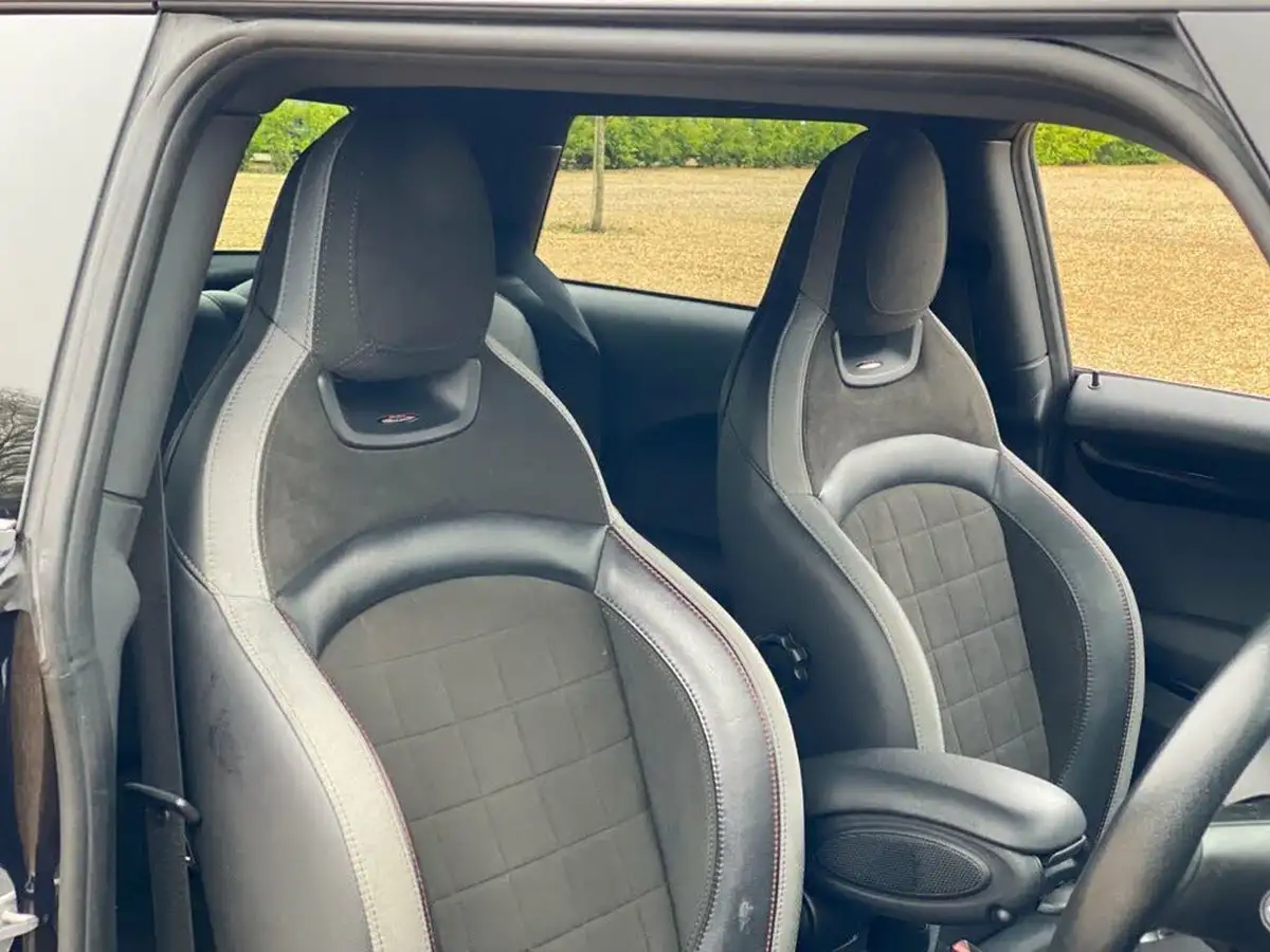 2019-mini-cooper-20-cooper-s-sport-189bhp-hatchback-3d-big-15