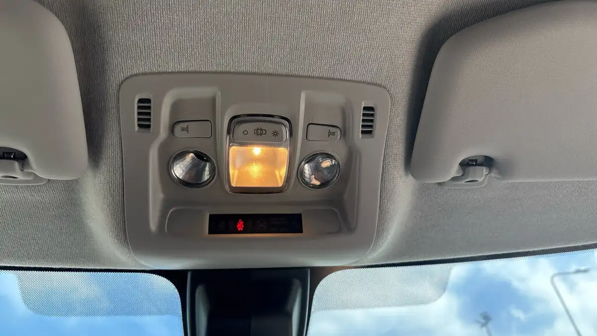 2023-citroen-c3-12-puretech-c-series-edition-83ps-ss-big-34