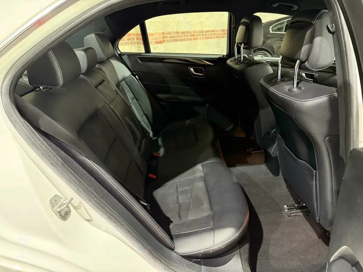 2014-mercedes-benz-e-class-21td-e250-cdi-amg-sport-21cdi-saloon-4d-big-25