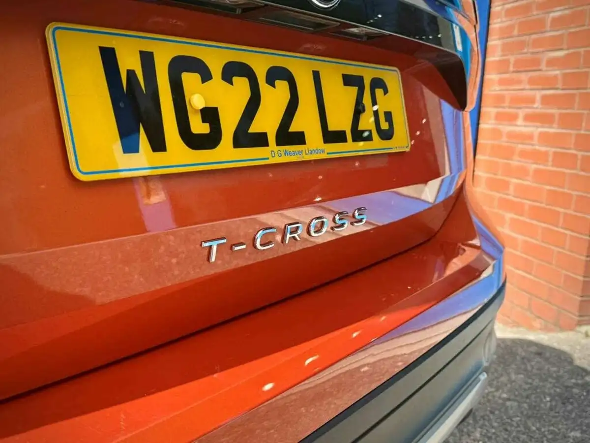 2022-volkswagen-t-cross-10-tsi-se-110ps-big-15