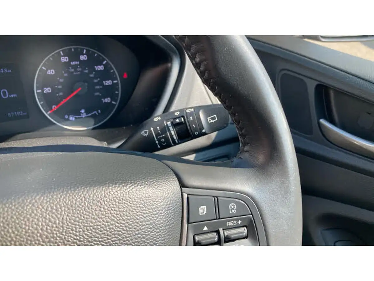 2018-hyundai-i20-12-se-mpi-isg-hatchback-5d-big-29