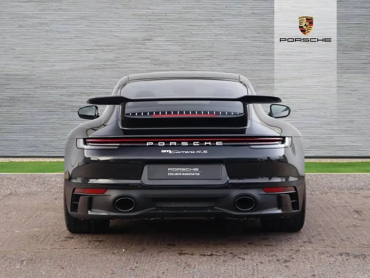2024-porsche-911-30-carrera-4s-coupe-pdk-big-5