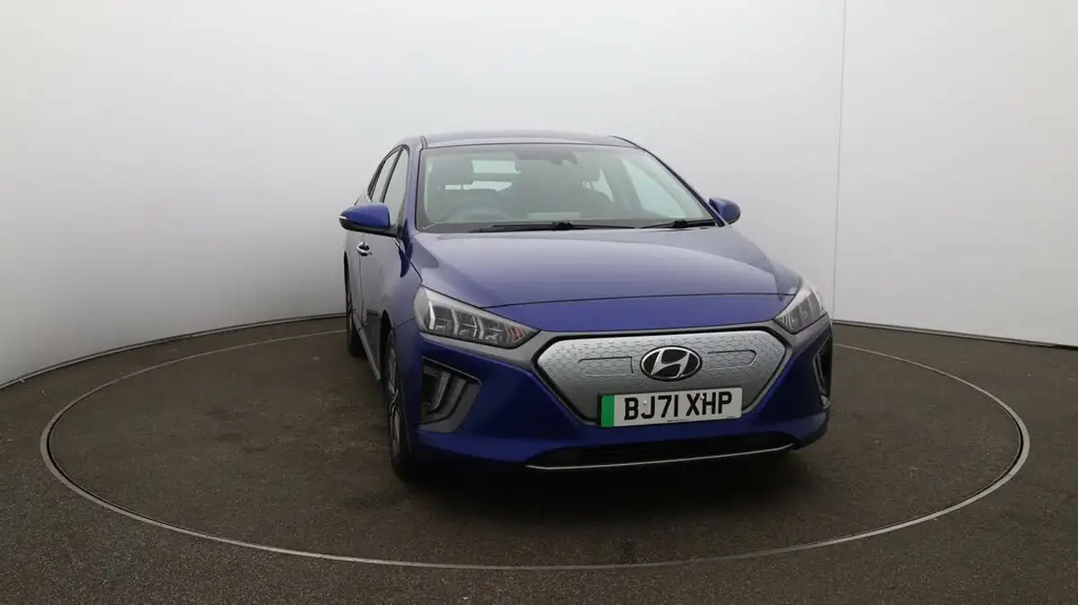 2022-hyundai-ioniq-e-premium-electric-big-40