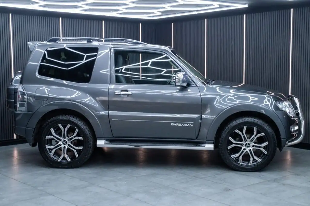 2018-mitsubishi-shogun-32di-dc-barbarian-big-7
