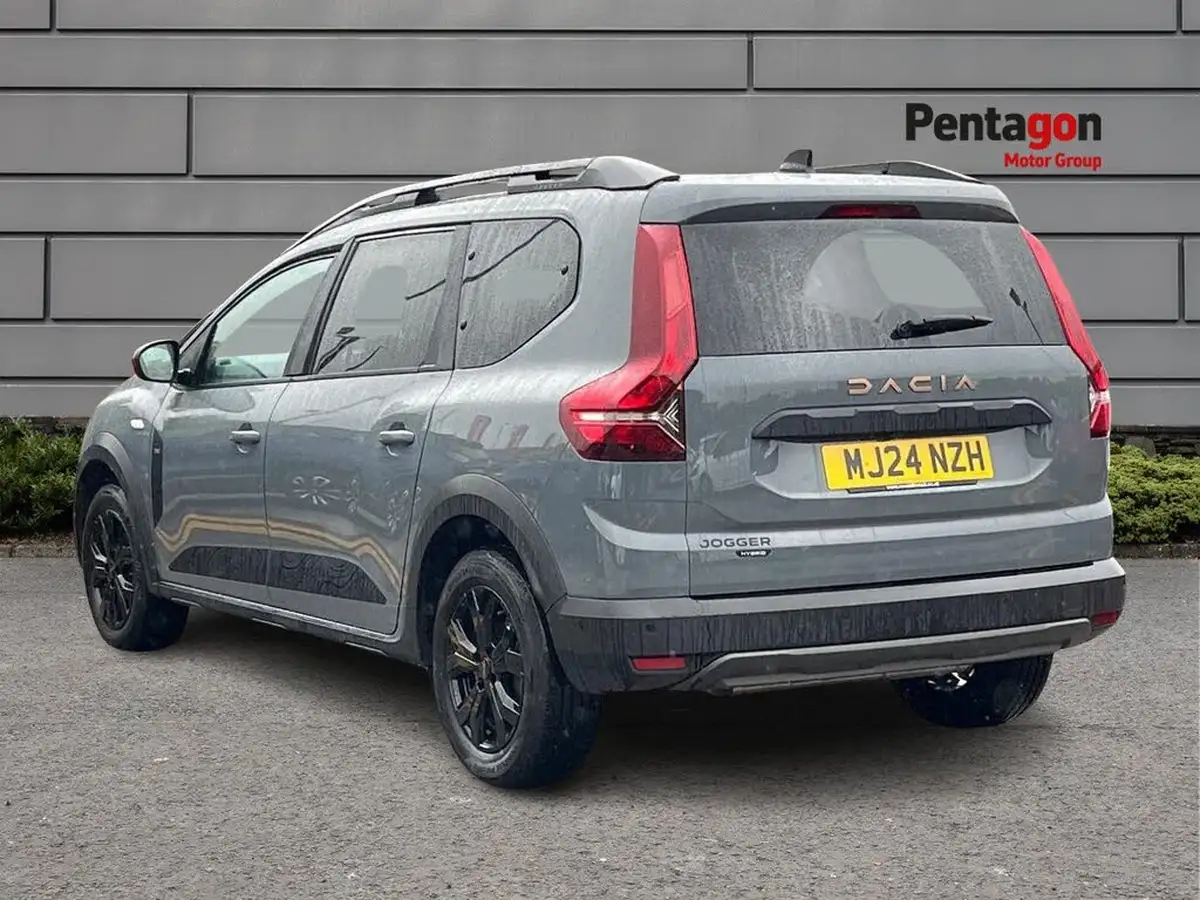 2024-dacia-jogger-16-tce-extreme-big-1