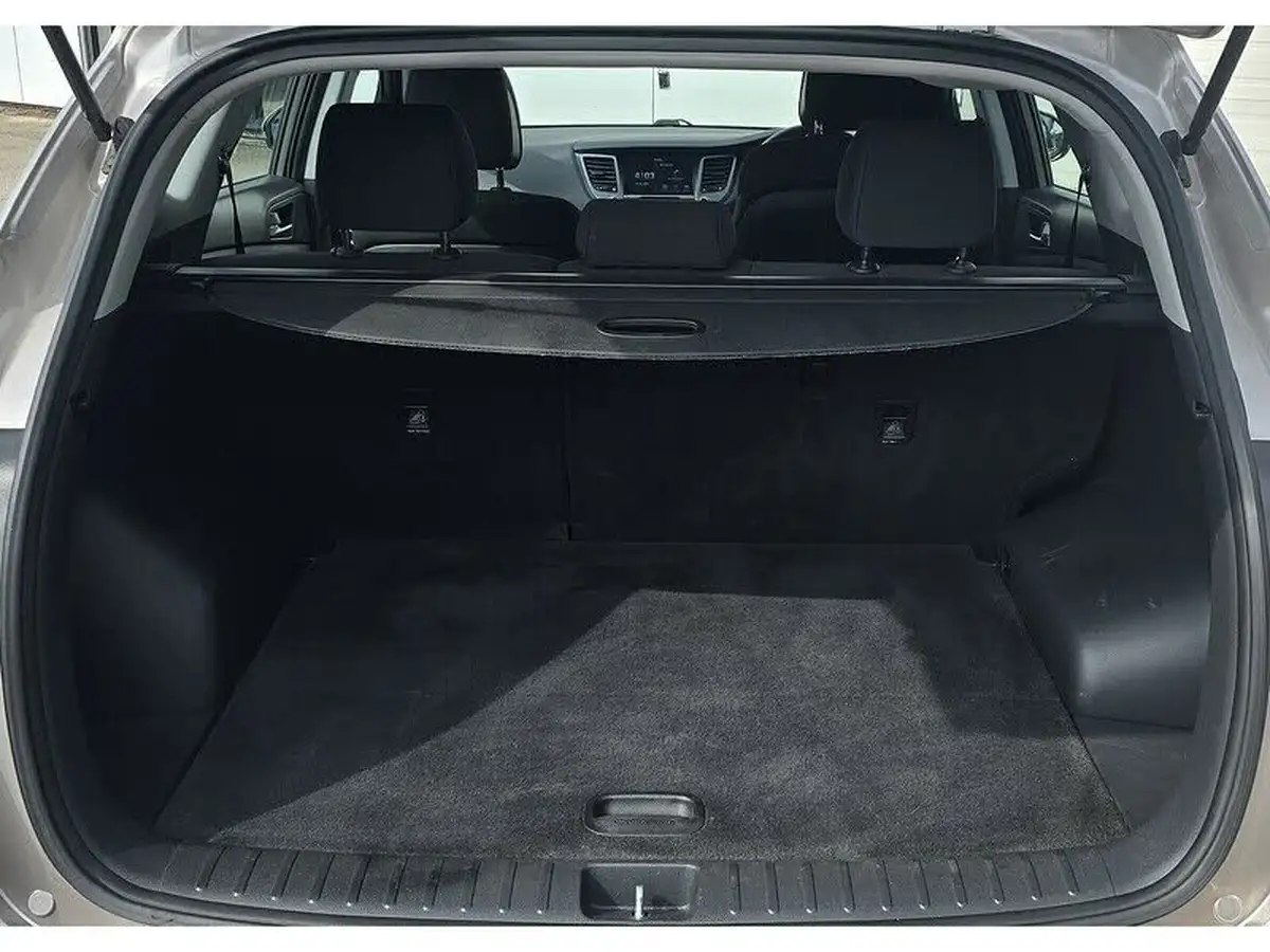 2018-hyundai-tucson-16-gdi-blue-drive-se-nav-big-24