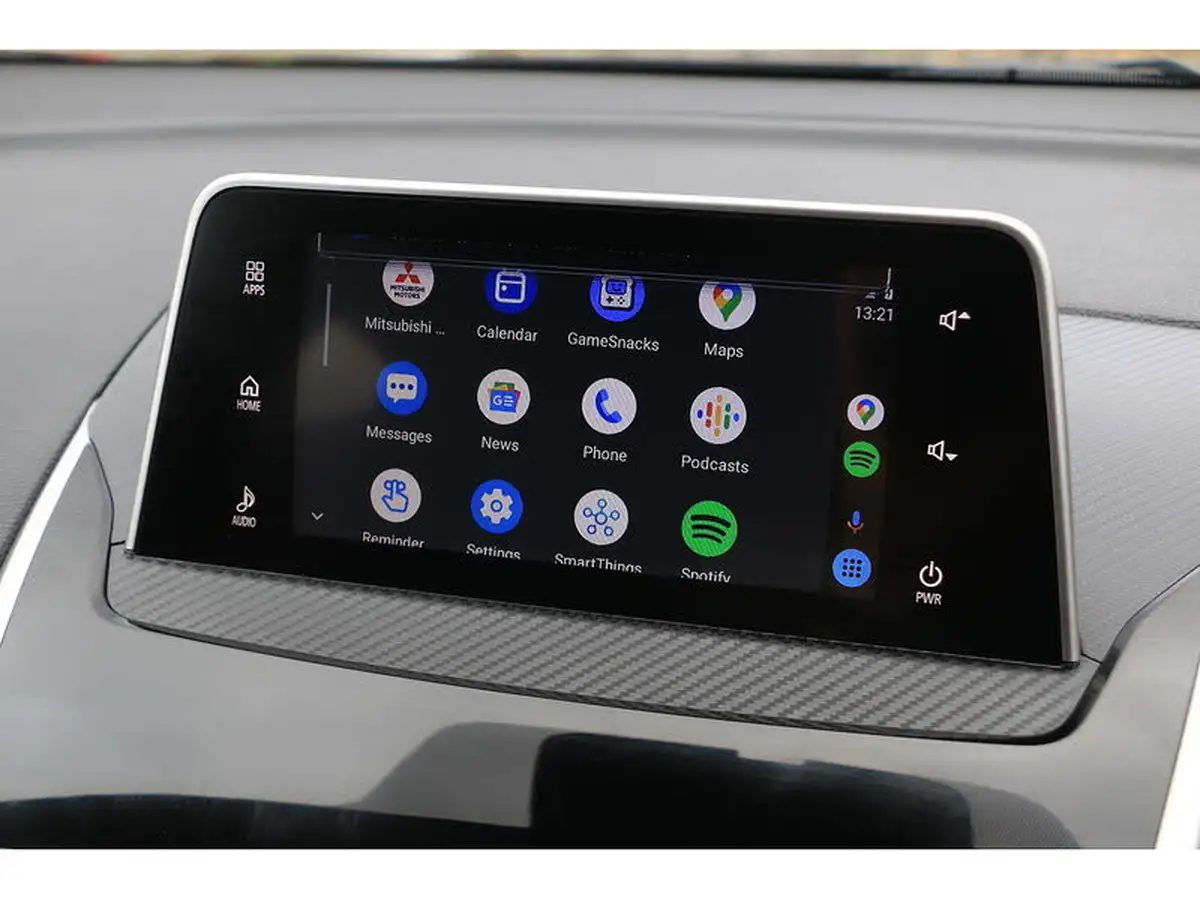 2019-mitsubishi-eclipse-cross-15-3-auto-big-8