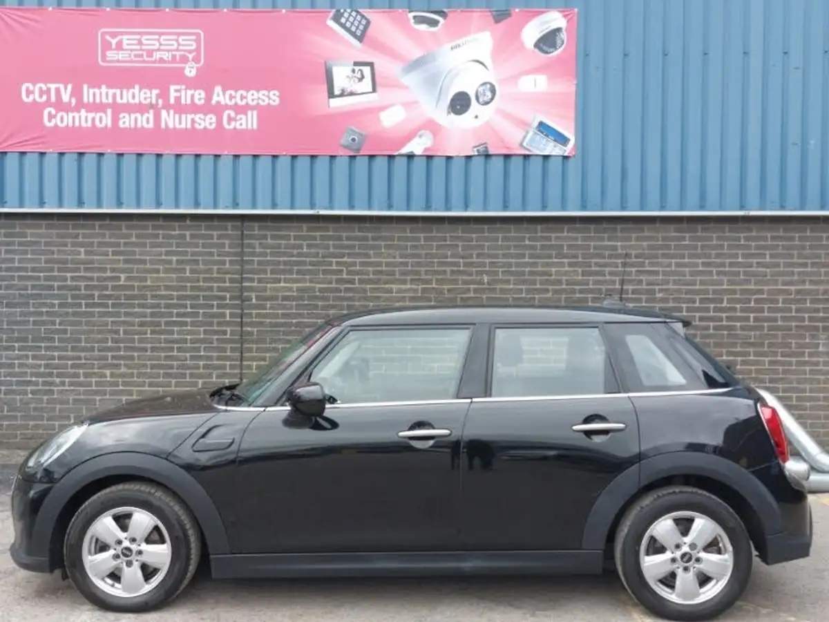 2022-mini-cooper-15-cooper-classic-hatchback-5d-big-3