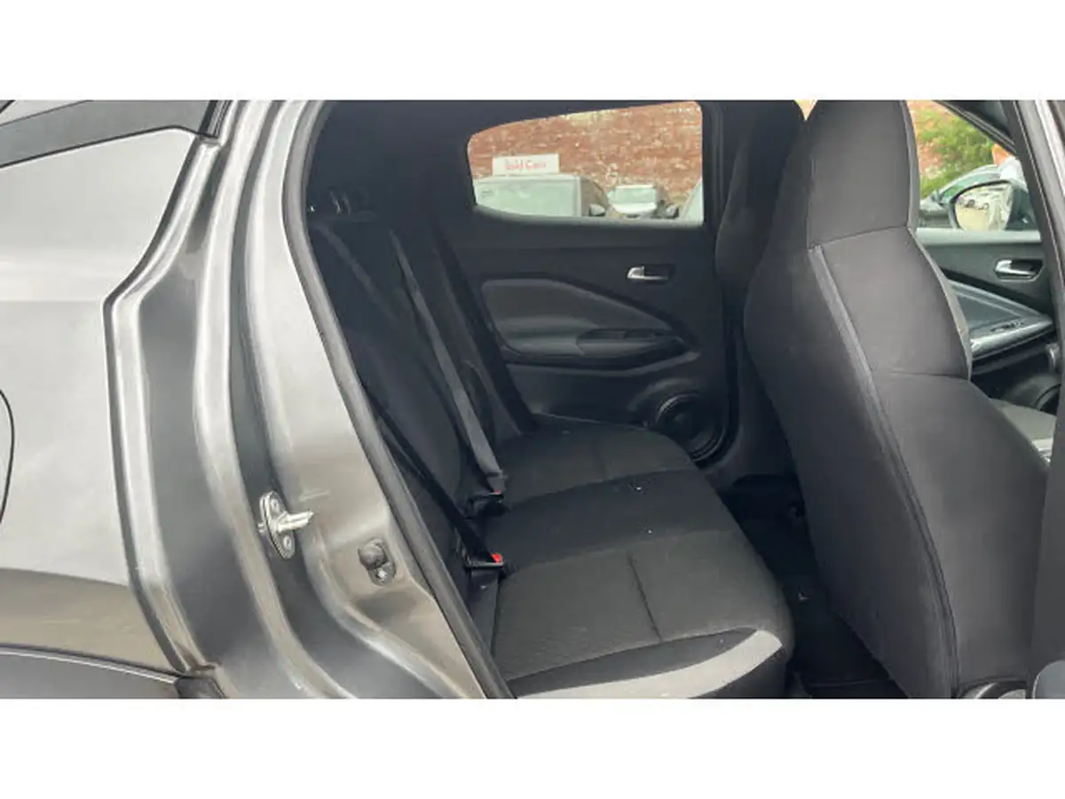 2021-nissan-juke-10-dig-t-n-connecta-dct-big-15