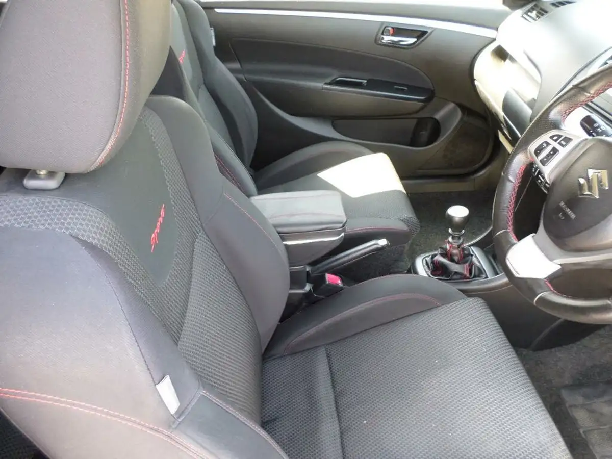 2016-suzuki-swift-16-sport-3d-big-7