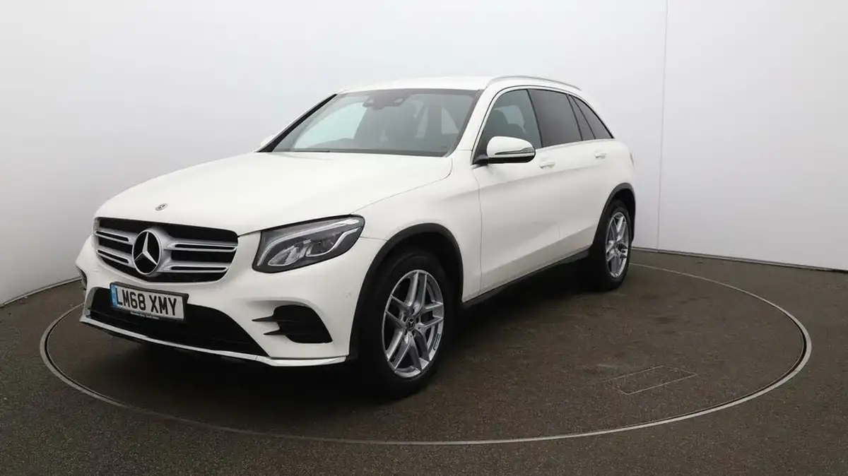 2018-mercedes-benz-glc-class-20-glc250-amg-line-ss-station-wagon-5d-big-35