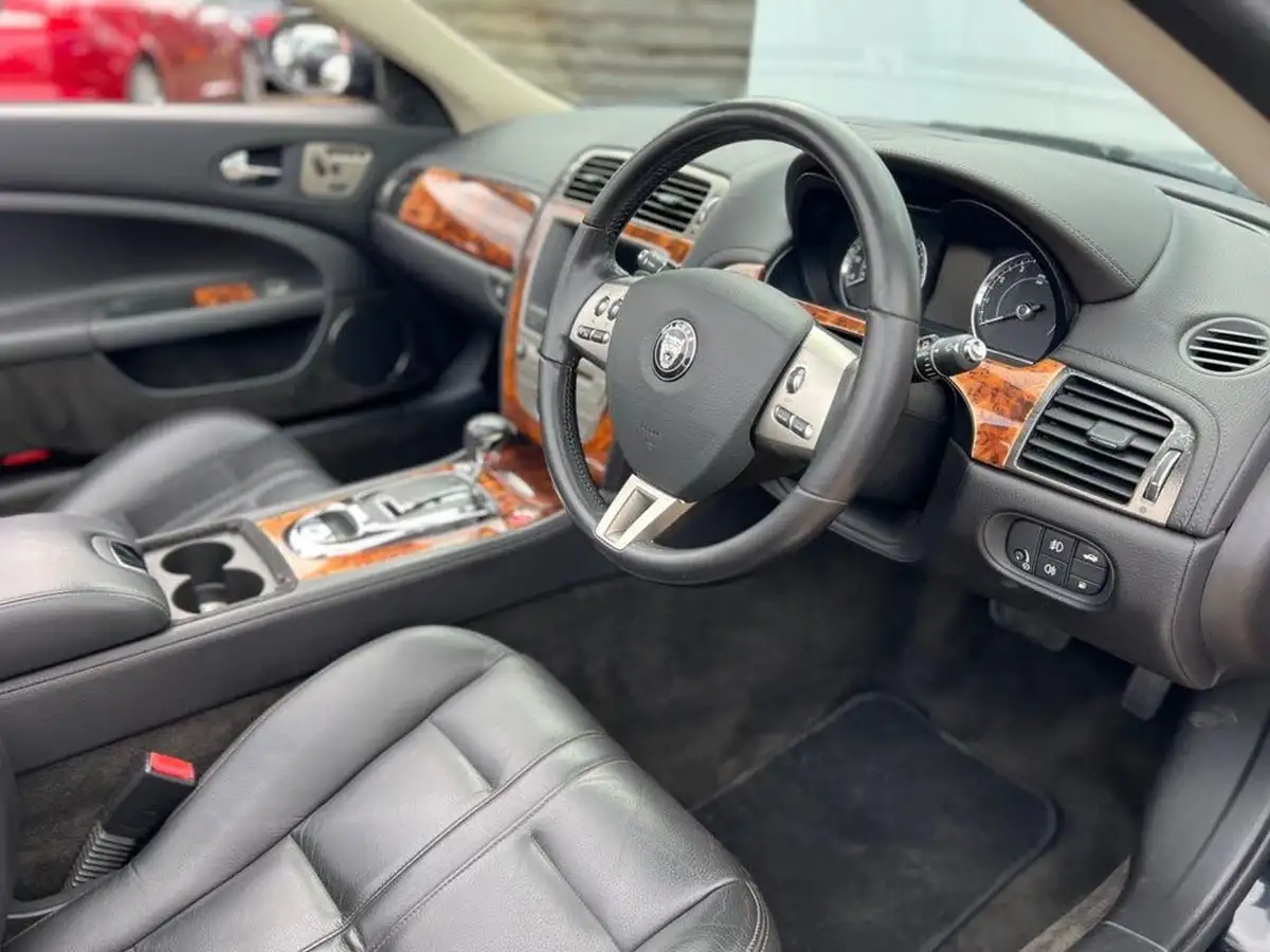 2008-jaguar-xk-42-convertible-big-19
