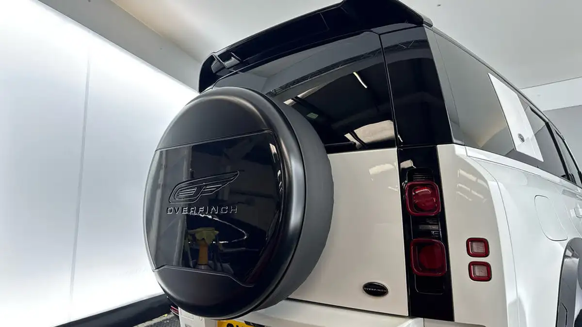 2021-land-rover-110-defender-30-d300-hse-2996cc-big-26