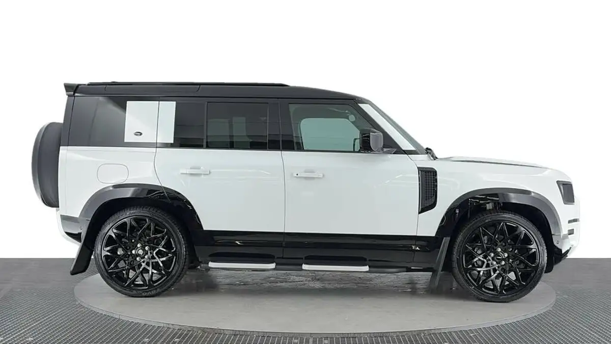 2021-land-rover-110-defender-30-d300-hse-2996cc-big-2