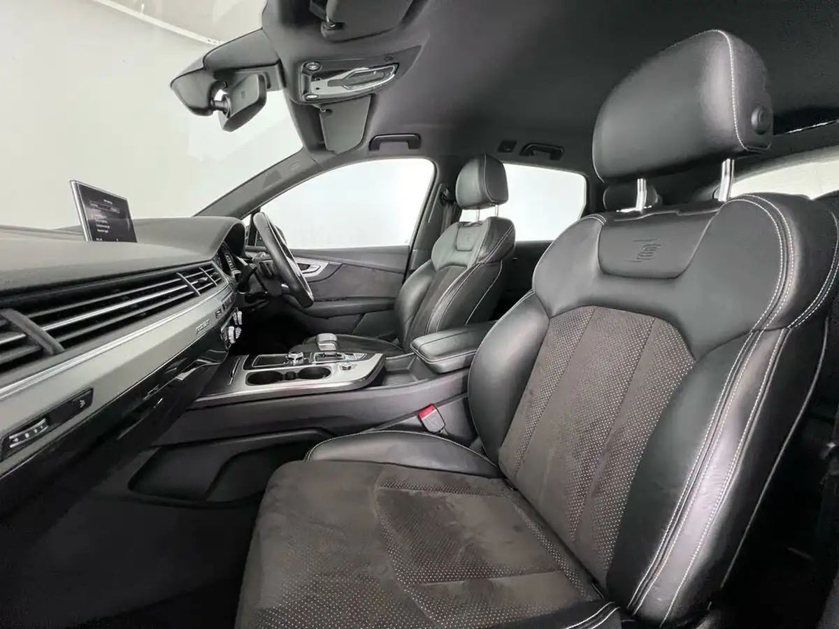 2017-audi-q7-30tdi-quattro-s-line-272ps-big-15