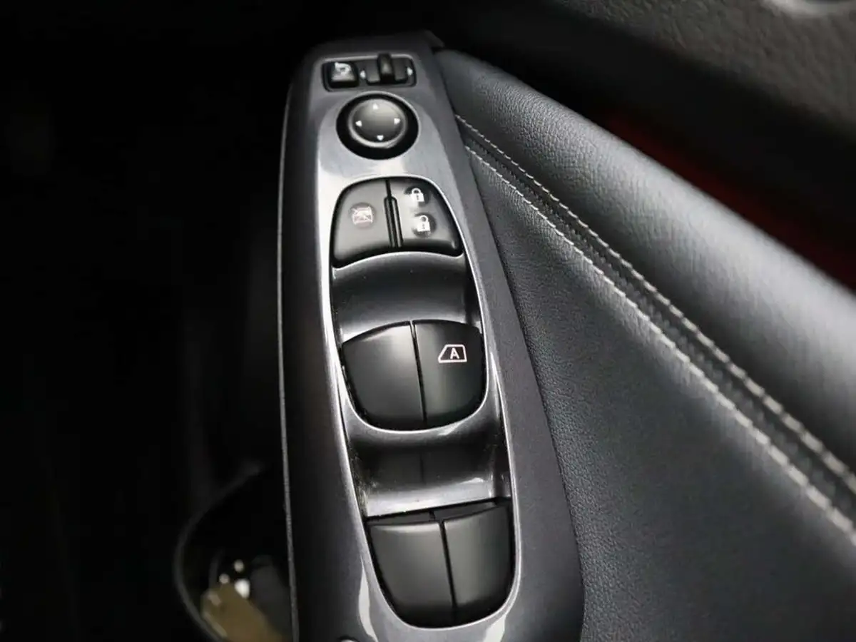 2021-nissan-juke-10-dig-t-tekna-dct-big-37
