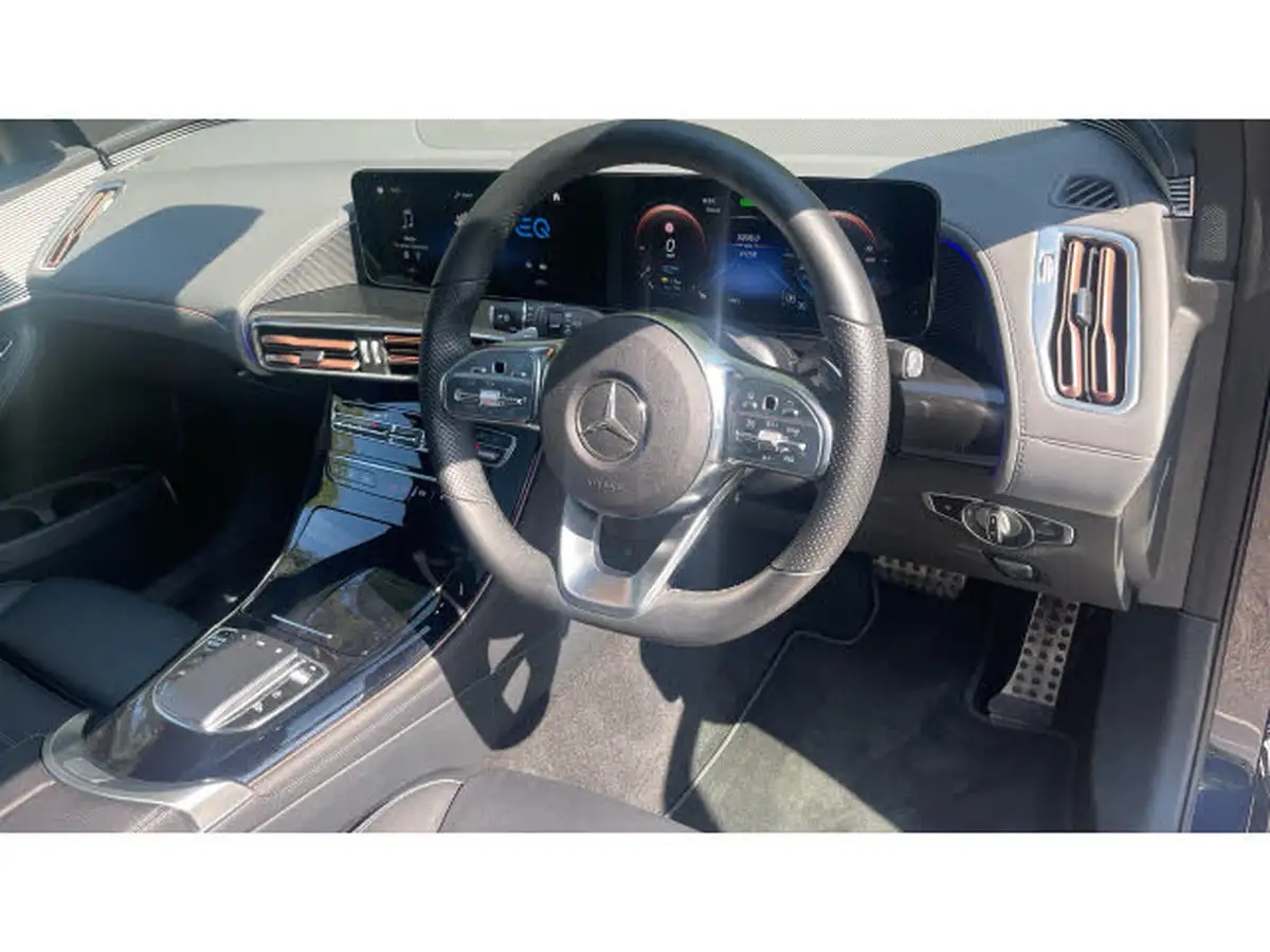 2022-mercedes-benz-eqc-e-eqc-400-amg-line-premium-big-10
