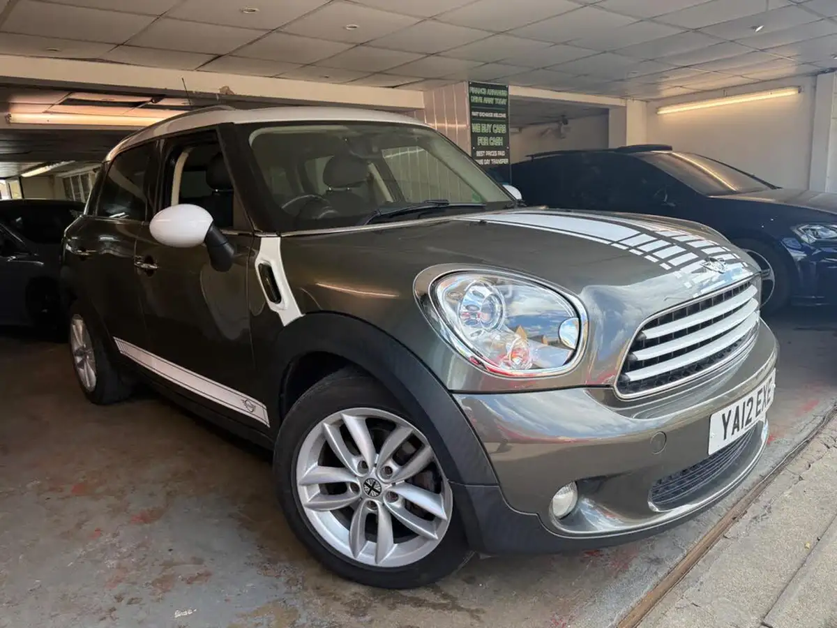 2012-mini-countryman-16td-cooper-d-big-0