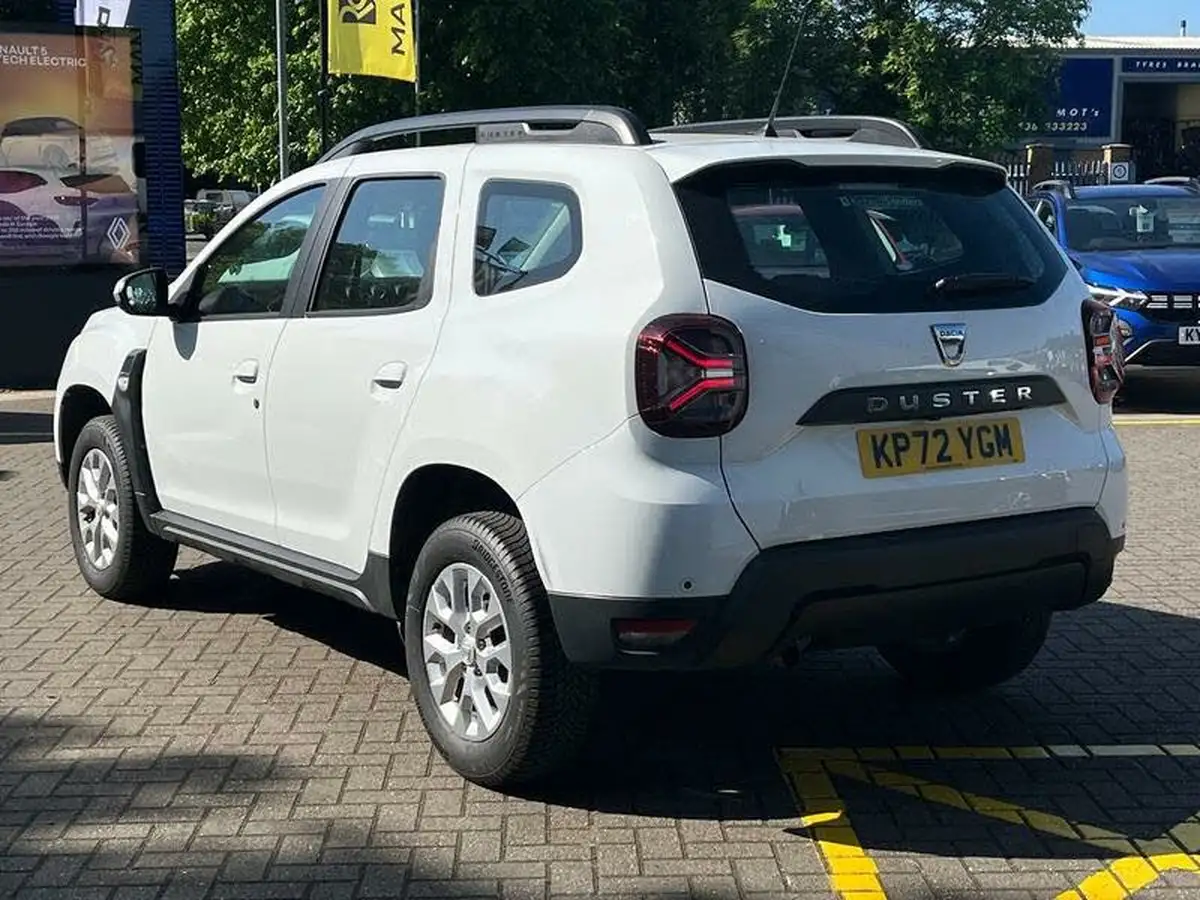 2022-dacia-duster-10-tce-comfort-90hpeu6d-4x2-window-van-big-4
