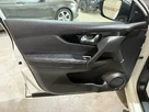 2017-nissan-qashqai-15dci-tekna-small-6