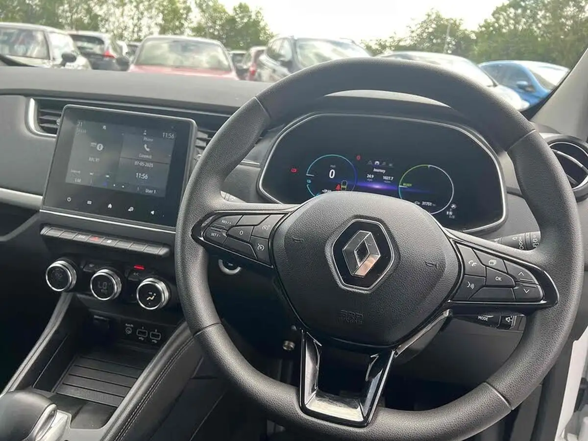 2022-renault-zoe-e-business-rapid-charge-big-8