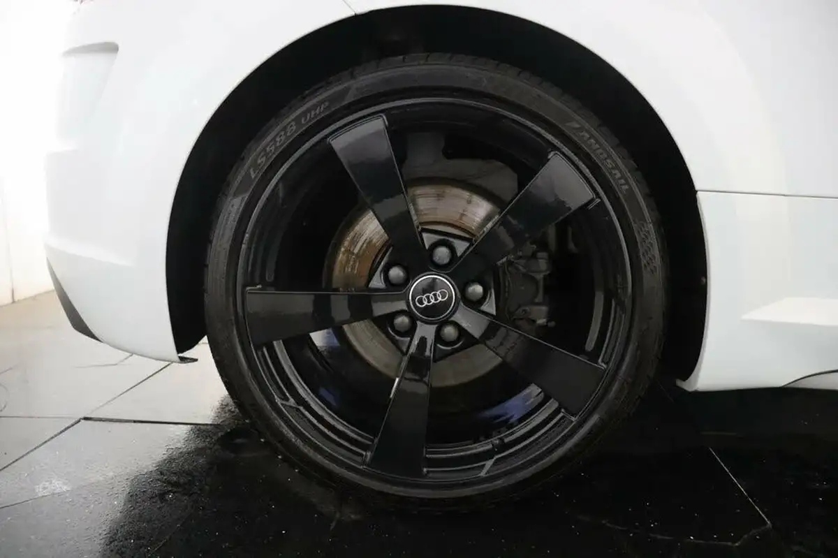 2019-audi-tt-coupe-20-40-tfsi-s-line-big-37