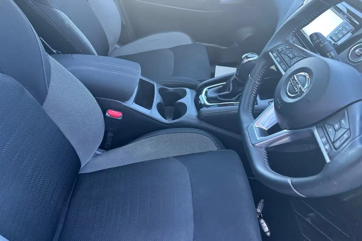 2017-nissan-qashqai-16dci-n-connecta-xtronic-cvt-big-28