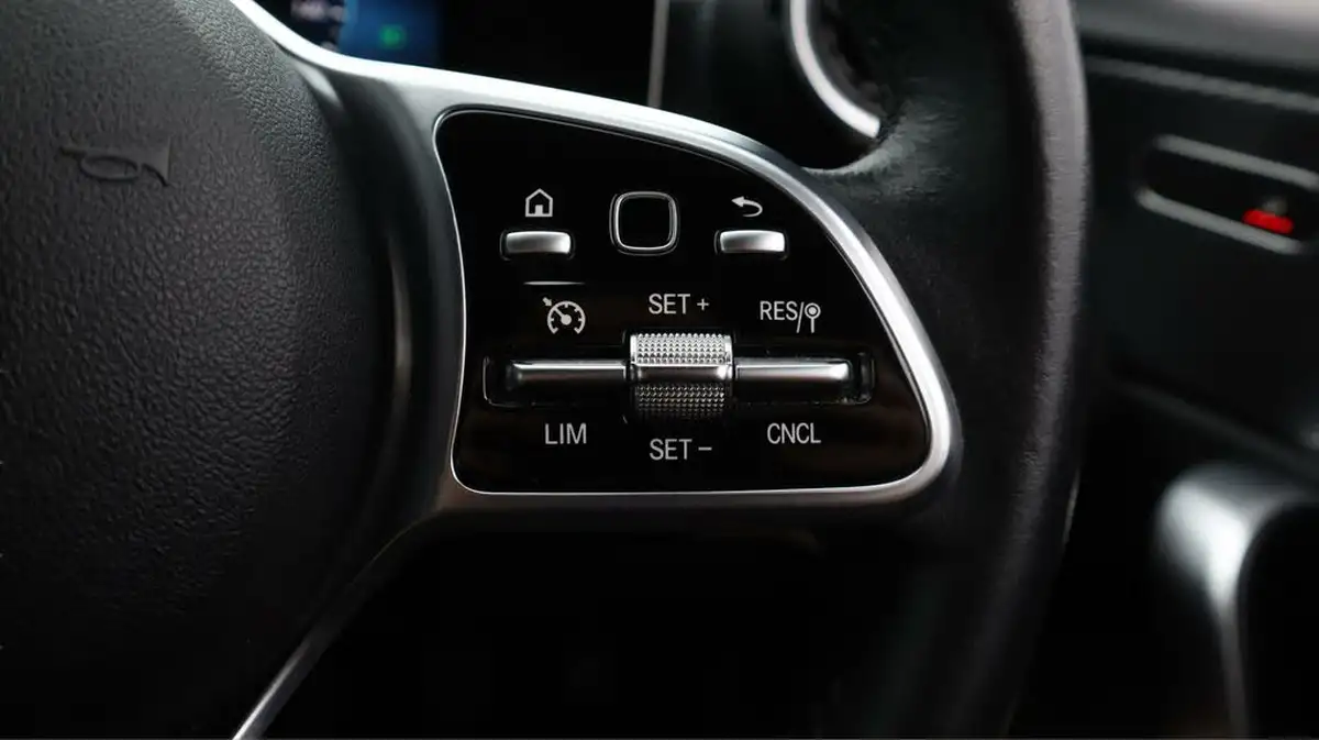 2019-mercedes-benz-a-class-13-a180-sport-executive-hatchback-5d-1332cc-7g-dct-big-25