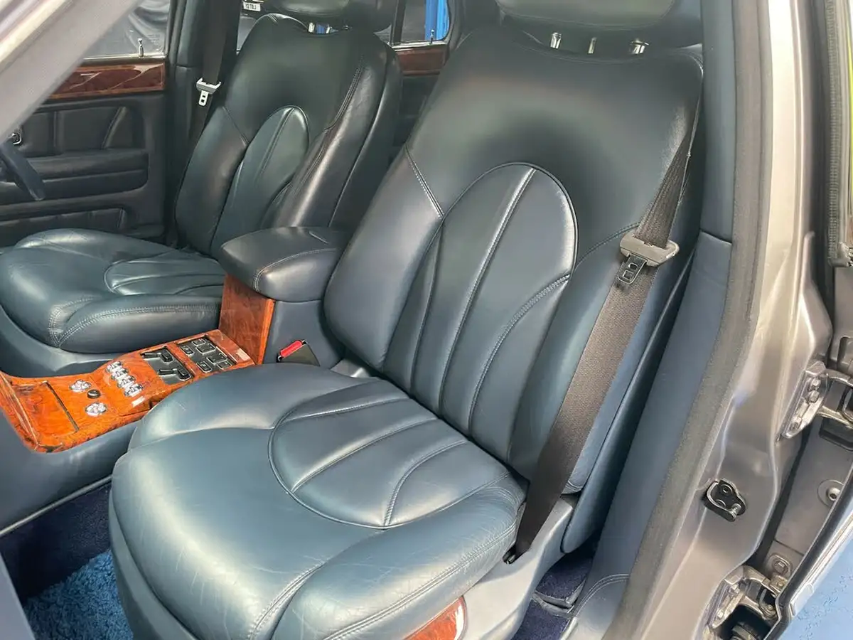 1999-rolls-royce-silver-seraph-54-big-21