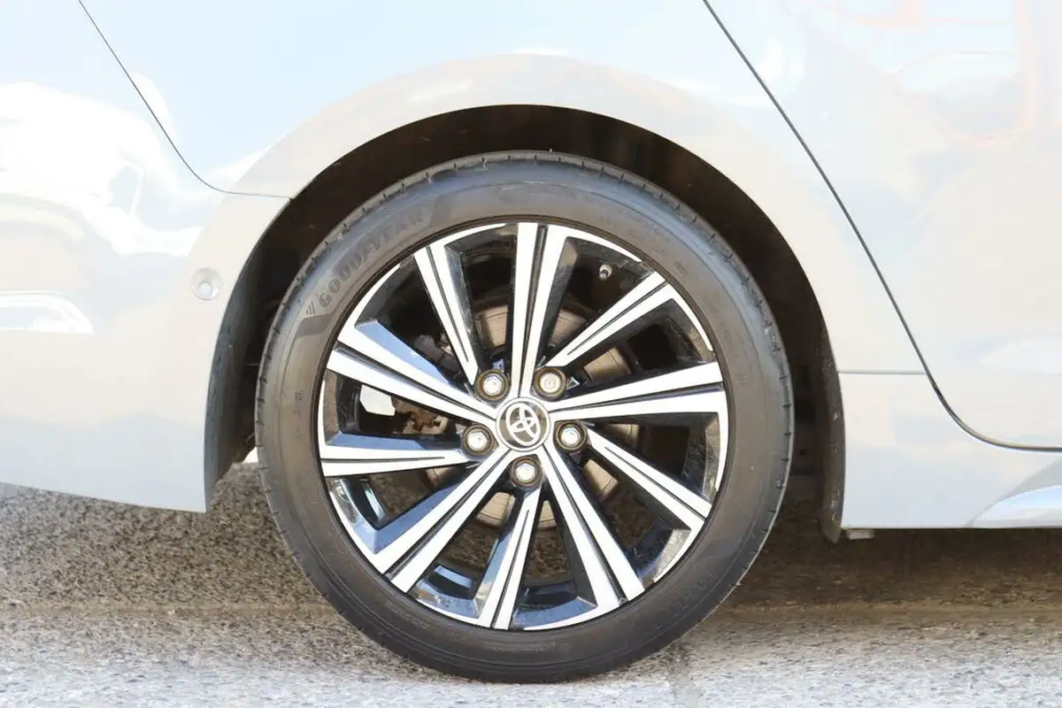 2021-toyota-corolla-20-vvt-i-design-spare-wheel-touring-sports-big-32
