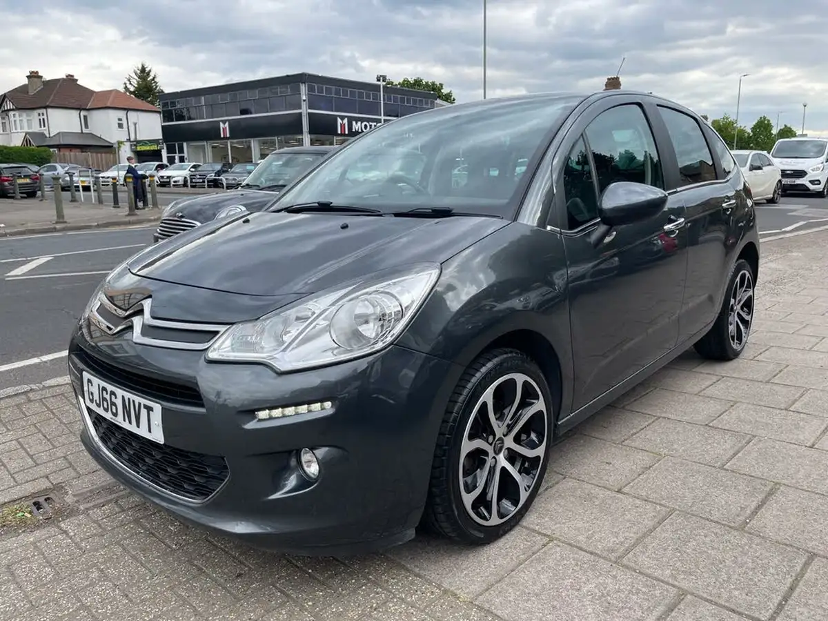 2016-citroen-c3-12-puretech-platinum-big-5