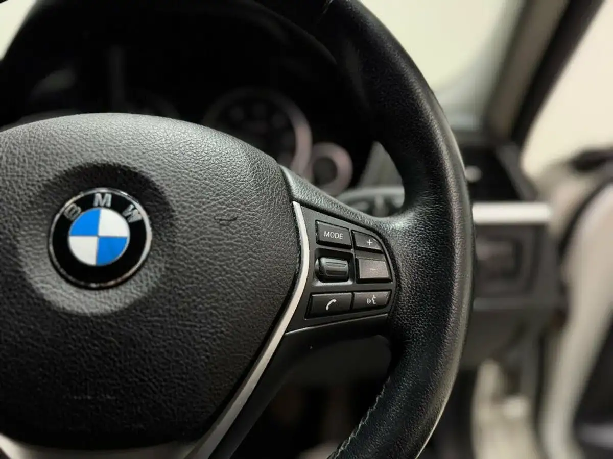 2013-bmw-3-series-20td-320d-luxury-184bhp-ss-touring-5d-big-27