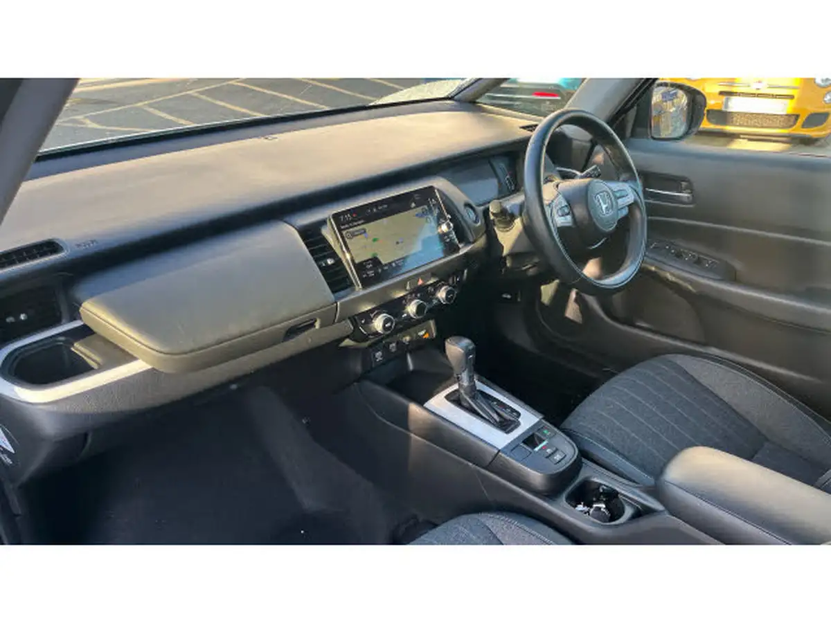 2022-honda-jazz-15-i-mmd-ex-107ps-big-1