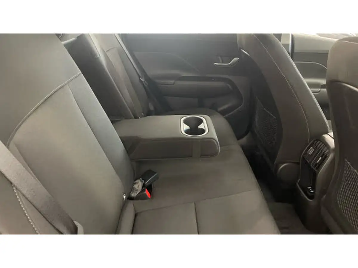 2024-hyundai-kona-big-30