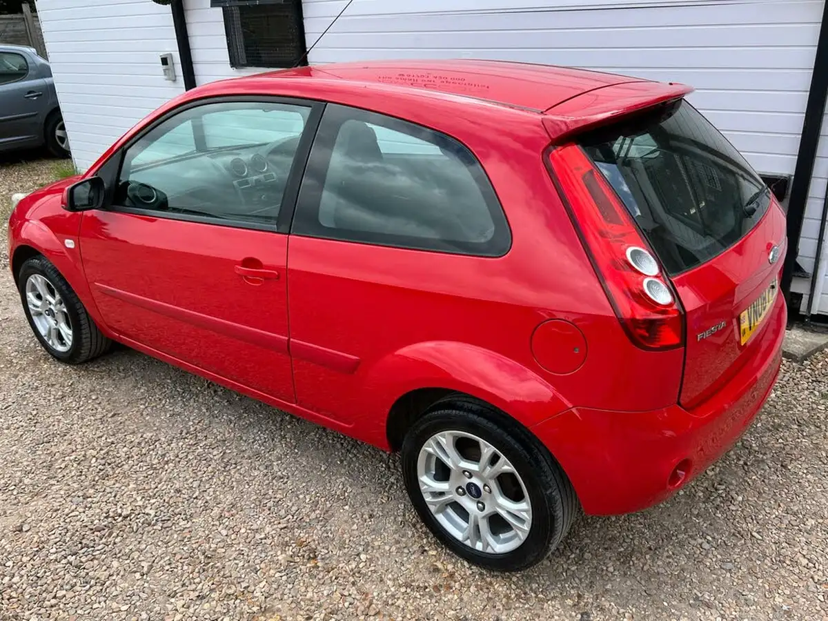 2008-ford-fiesta-125-zetec-climate-3d-big-1