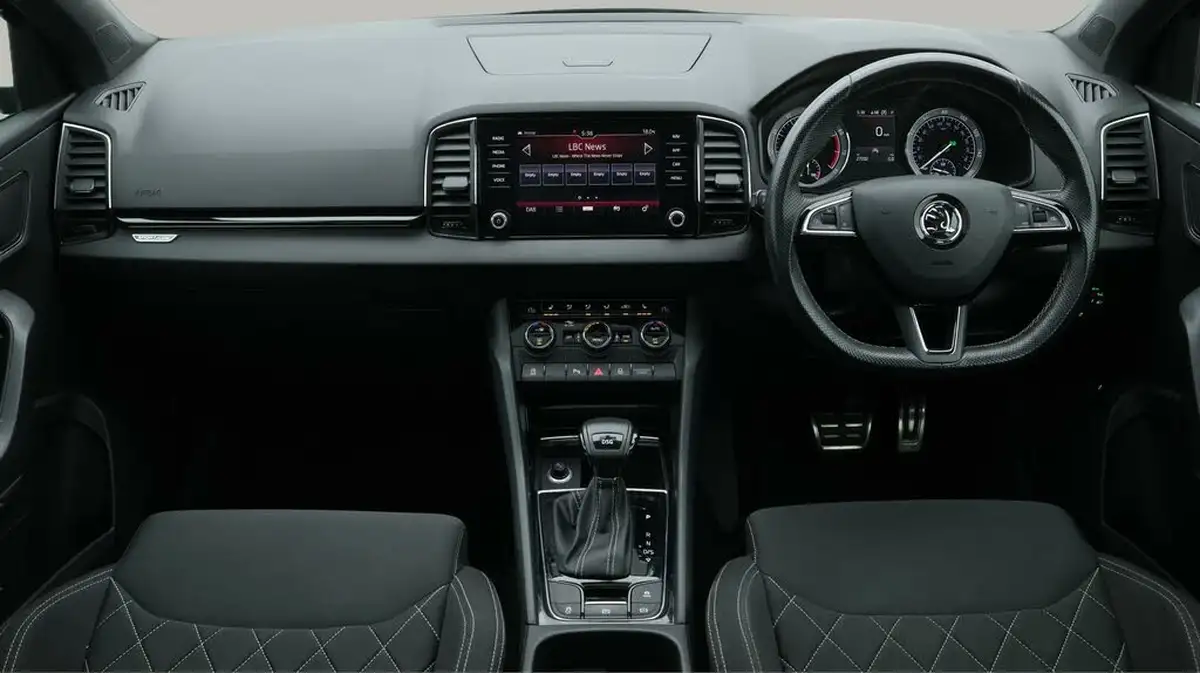 2020-skoda-karoq-15-tsi-sportline-dsg-big-13