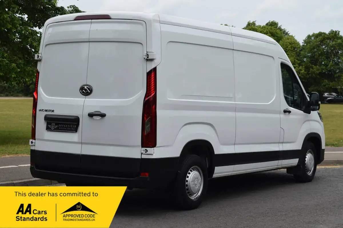 2023-maxus-deliver-9-big-3