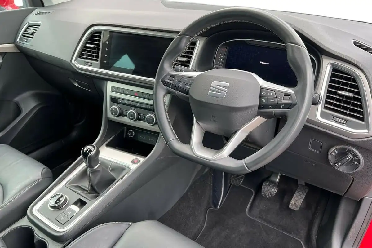 2022-seat-ateca-15-tsi-evo-xperience-lux-big-5
