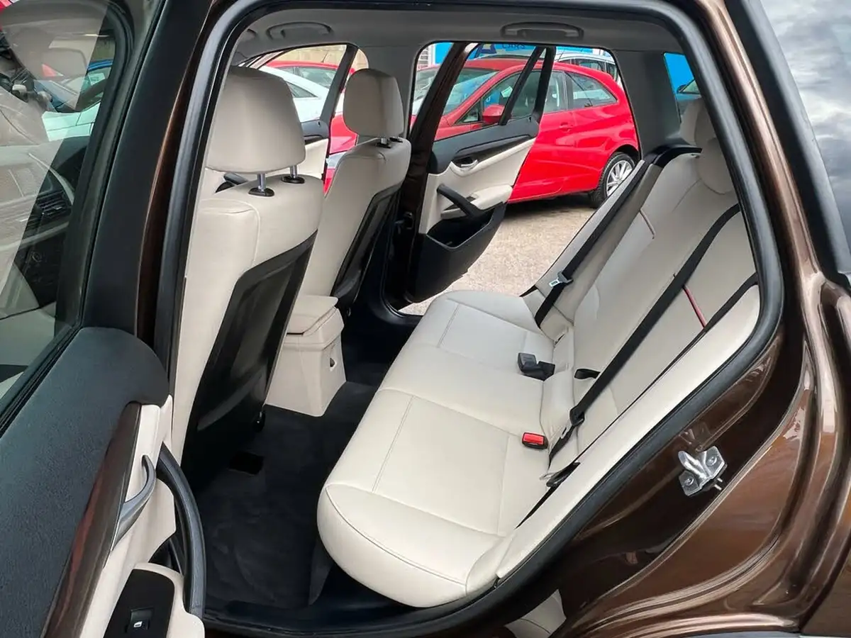 2015-bmw-x1-20td-xdrive20d-xline-181bhp-auto-big-4