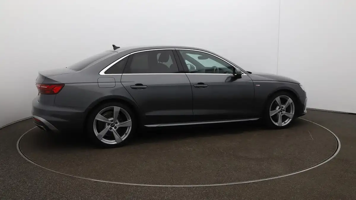 2022-audi-a4-20-35-tfsi-s-line-tronic-big-43