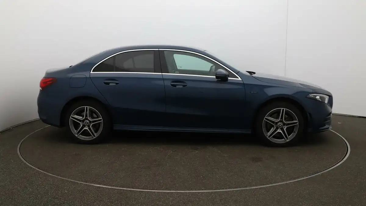 2021-mercedes-benz-a-class-13-a250e-amg-line-saloon-4d-big-48